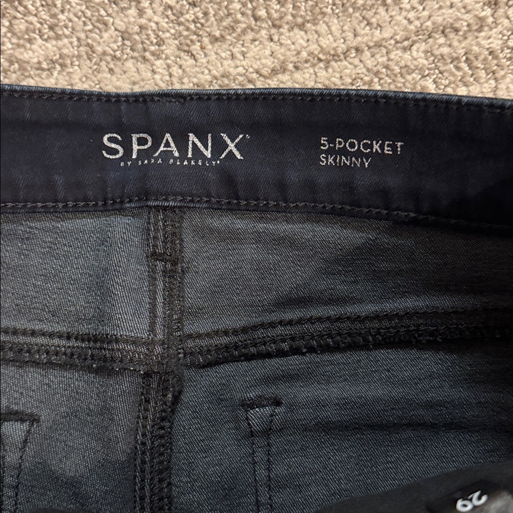 NEW Spanx $178 Skinny Jeans Black Lacquer Wax Coated 29 Shaping Contouring pants - Picture 7 of 11